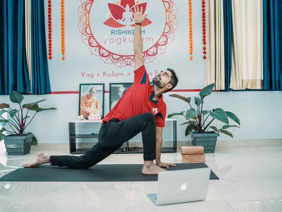 Online Yoga Teacher Training Course (2)